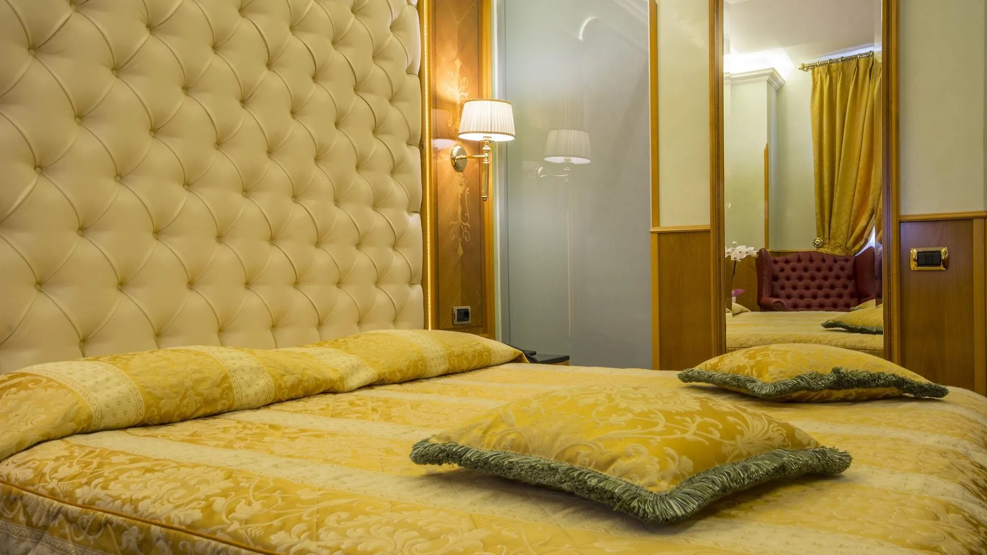 ****  Hotel Vittoria Milan Italy